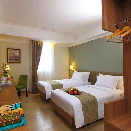 Aziza Syariah Hotel Solo By Horison Εξωτερικό φωτογραφία