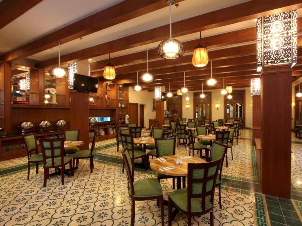 Aziza Syariah Hotel Solo By Horison Εξωτερικό φωτογραφία